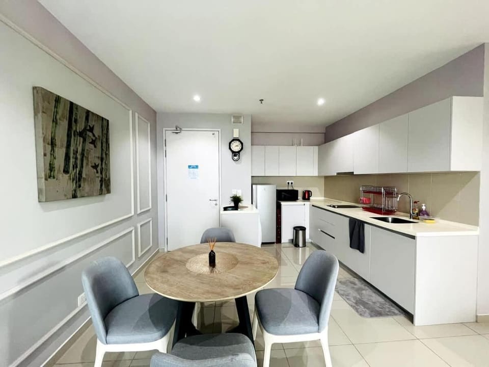 Icon Homes at i-City - WiFi TV Box and 1 Carpark House in Selangor, Malaysia