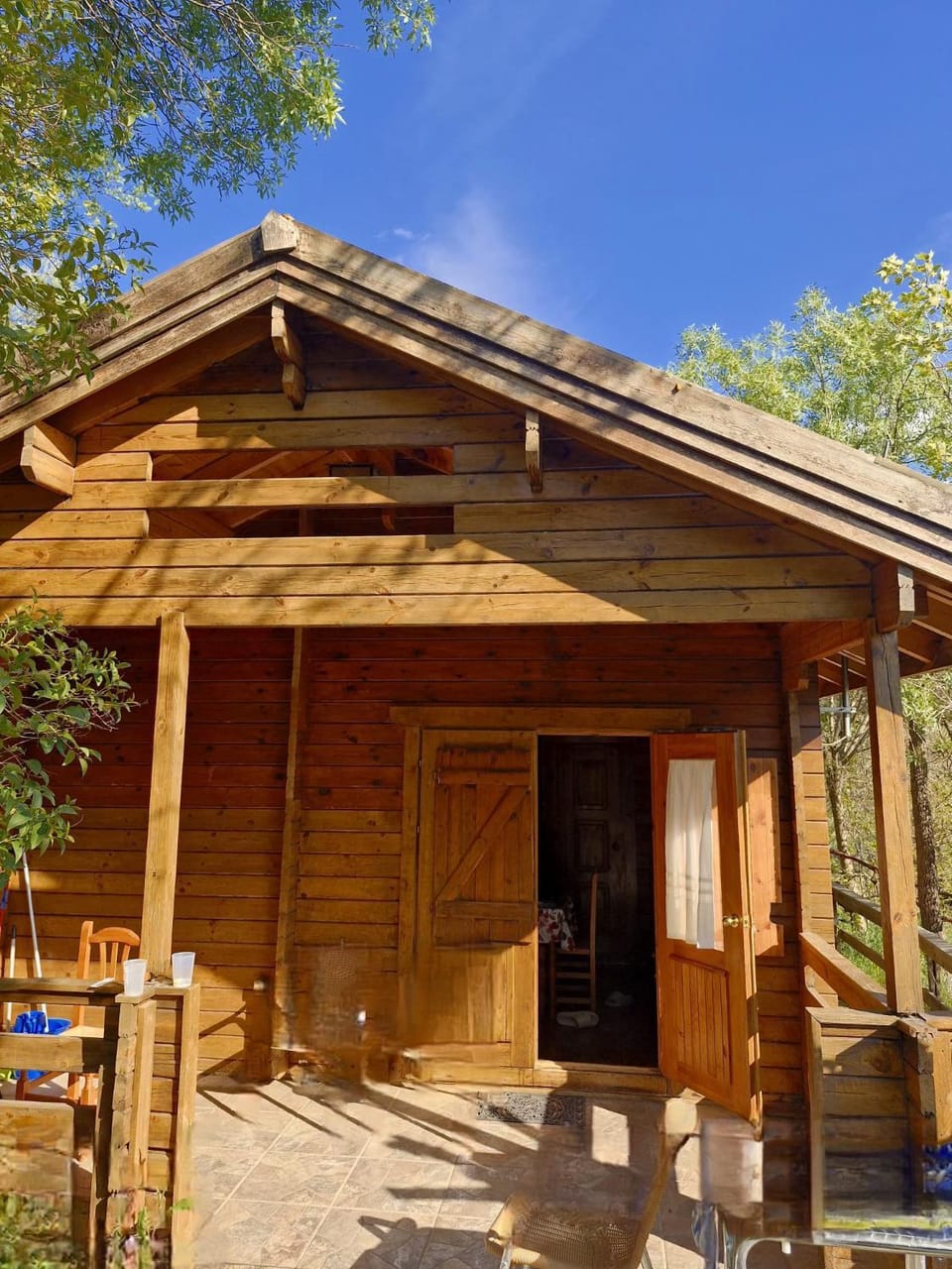 Alixares de Güéjar Sierra - Bungalows Campground/ 
RV Resort in Andalusia