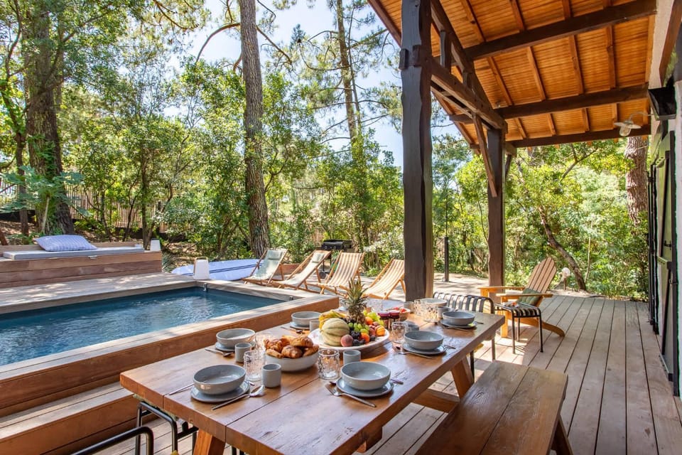 Villa Les Pins Agalis with swimming pool Villa in Lege-Cap-Ferret