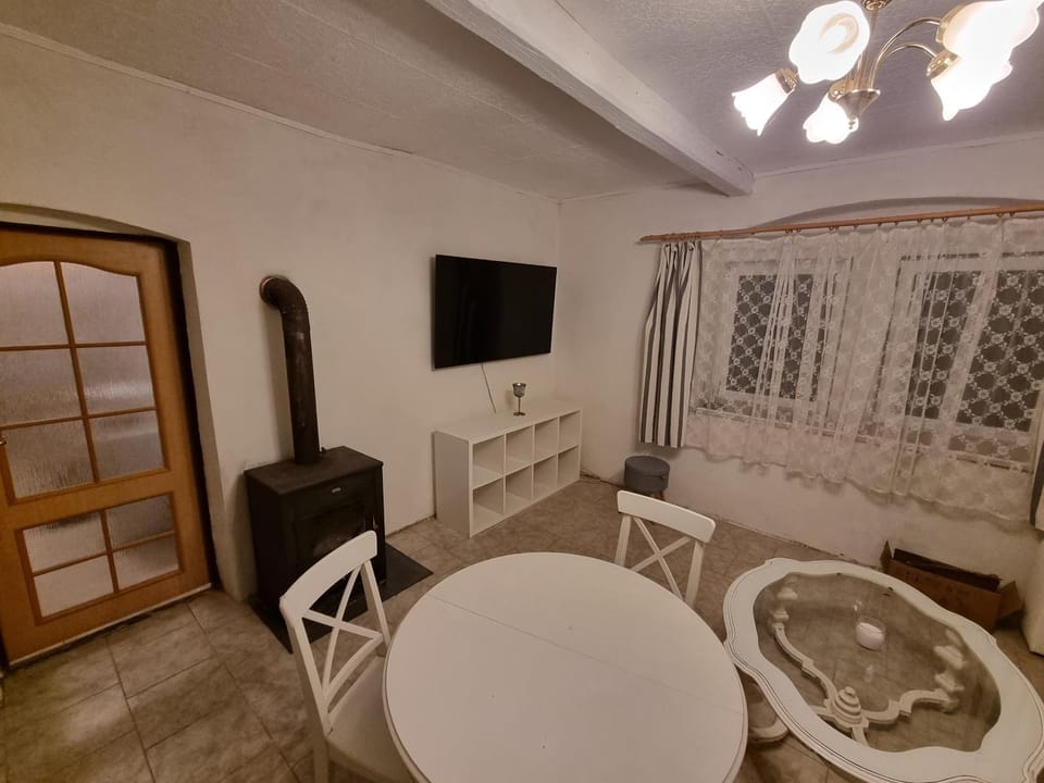 Domek s koupanim ve 200m vzdálenem lomu Country House in Czechia