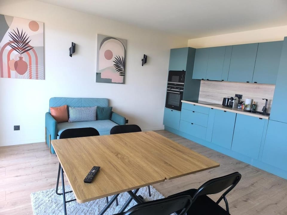 3-room air-conditioned terrace, sea view Apartment in Cannes