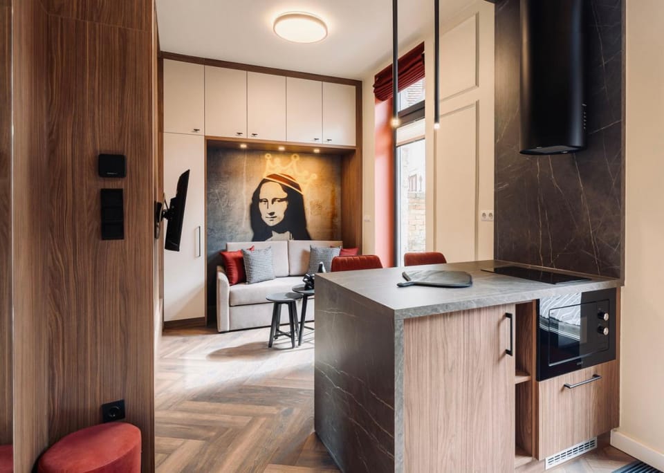 Kitchen or kitchenette, Living room