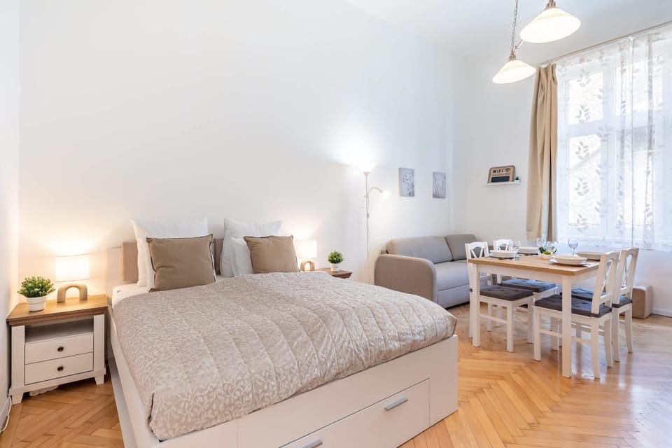 Very Central - Very Cozy - Quiet Sleep Apartment in Budapest