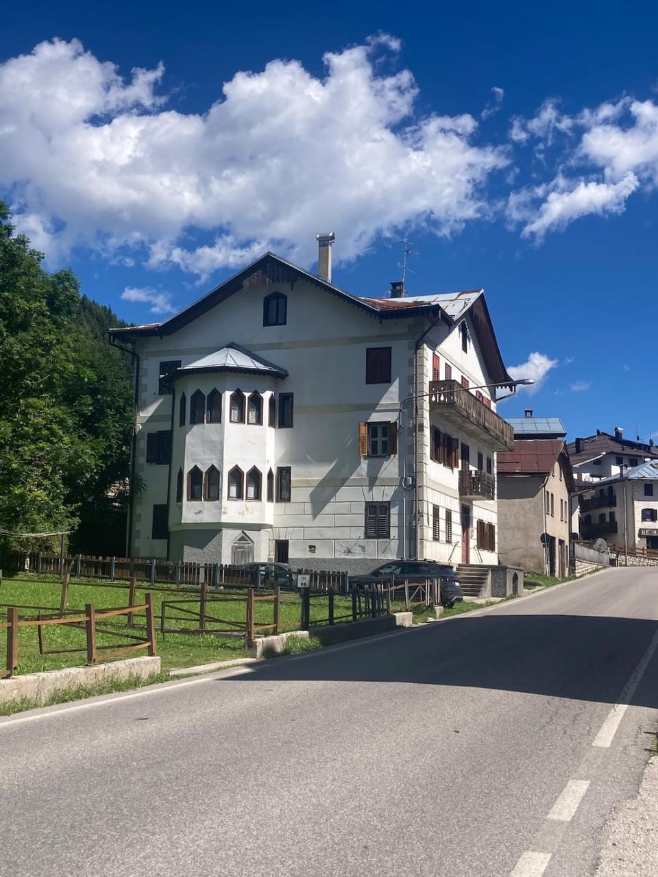 Property building, Street view