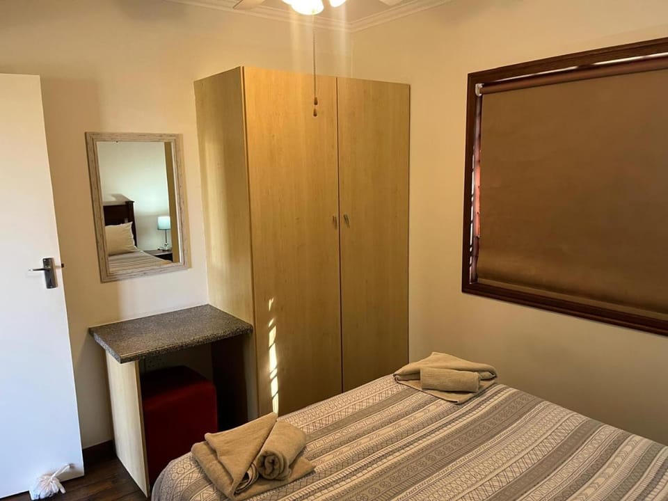 Bedroom, wardrobe