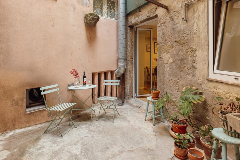Clérigos Charming Apartments by Hosty Apartment in Porto