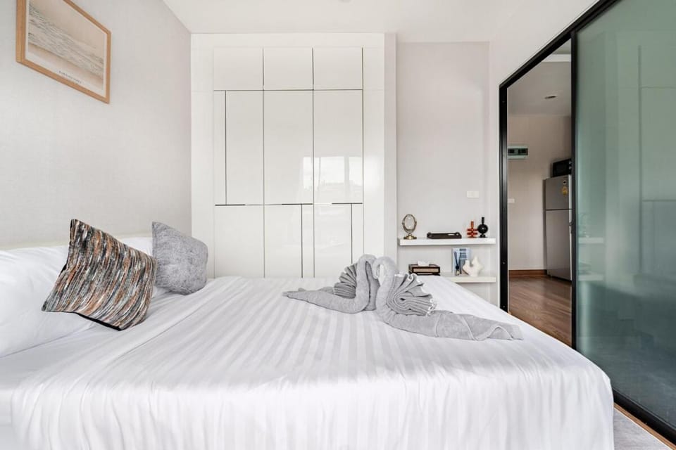 Grove Suite Nimman with Pool&Gym Rooftop Apartment in Chiang Mai