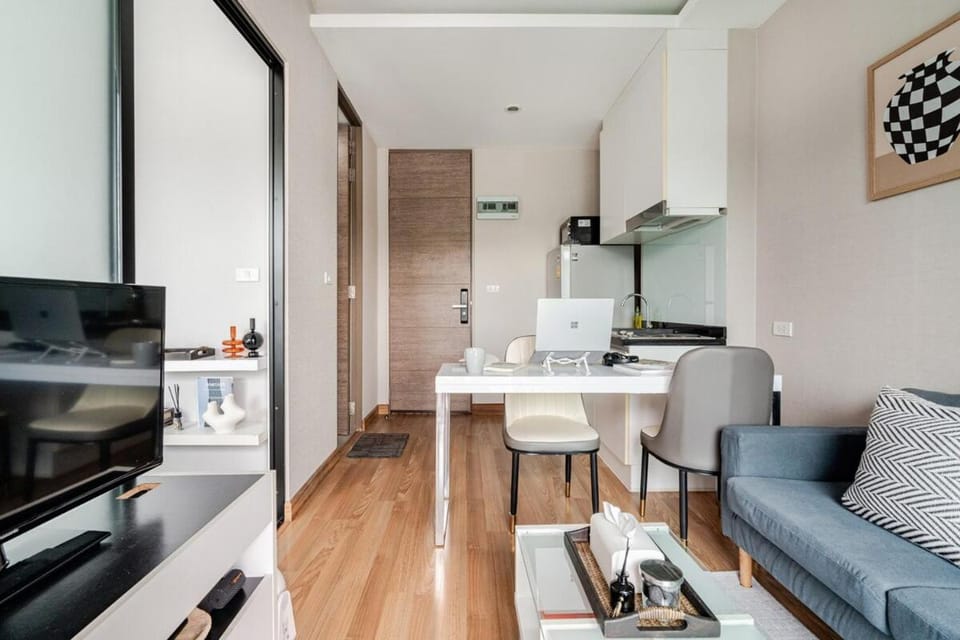 Grove Suite Nimman with Pool&Gym Rooftop Apartment in Chiang Mai