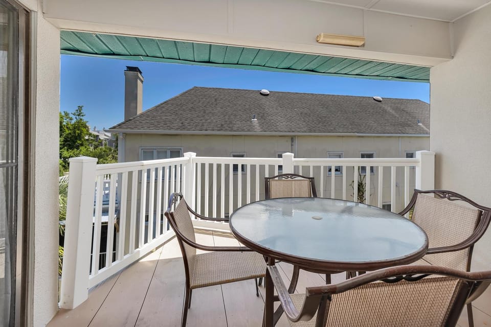 Shipwatch #307 House in Saint Simons Island