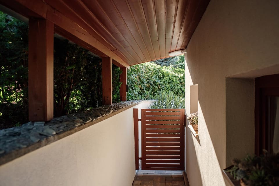Patio, Garden, Garden, Parking