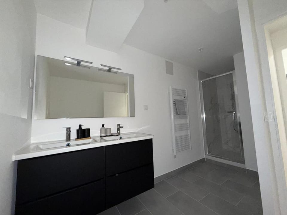 Le sanctuzen Proche sanctuaire, spacieux Apartment in Lourdes