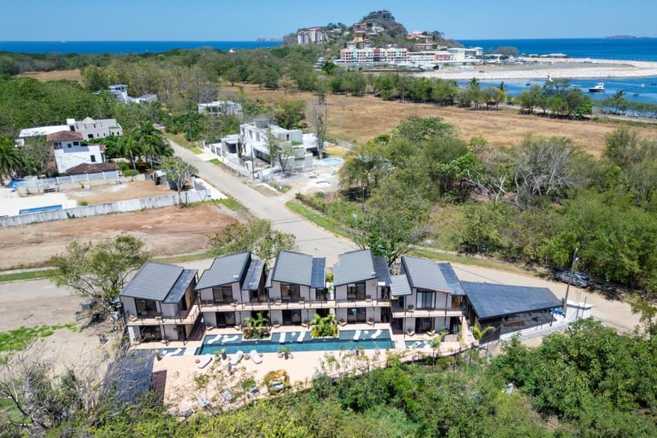 Property building, Bird's eye view