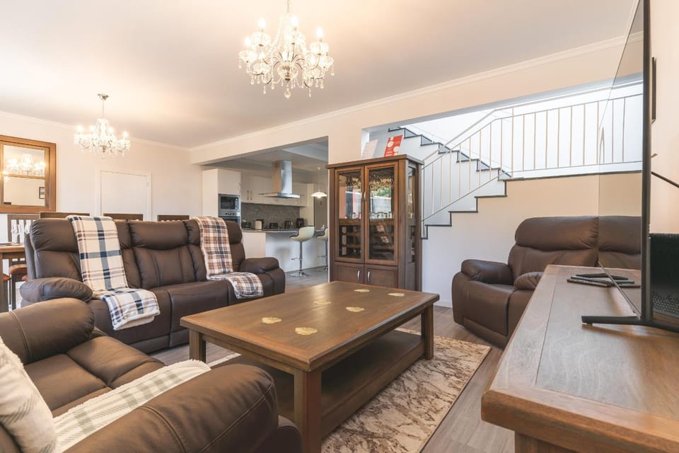 Communal lounge/ TV room, Living room
