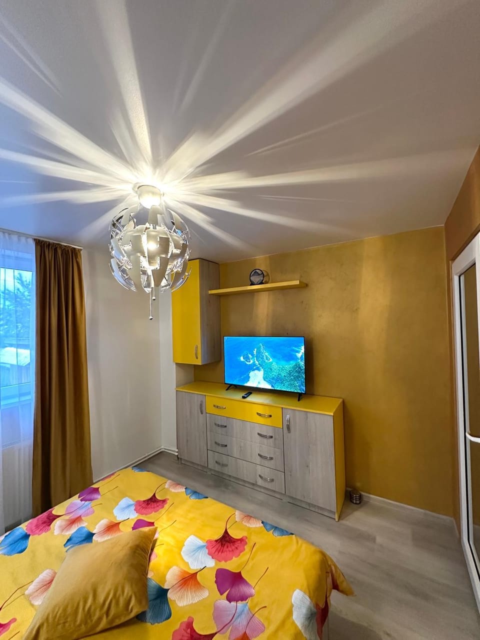 Gold Vibe Apartment Apartment in Romania