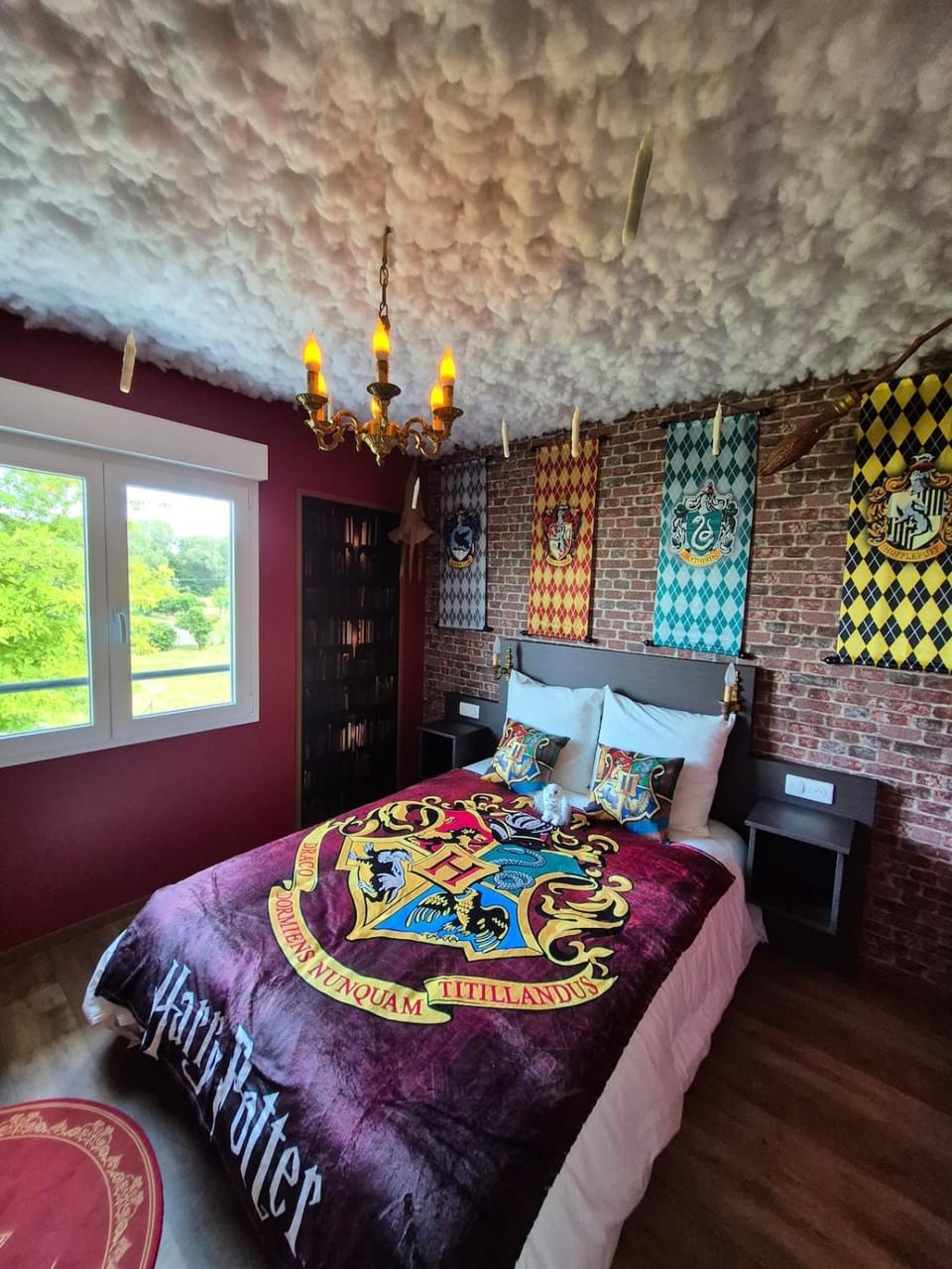 Bed, Bedroom