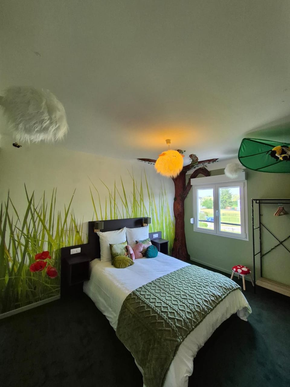 Bed, Bedroom