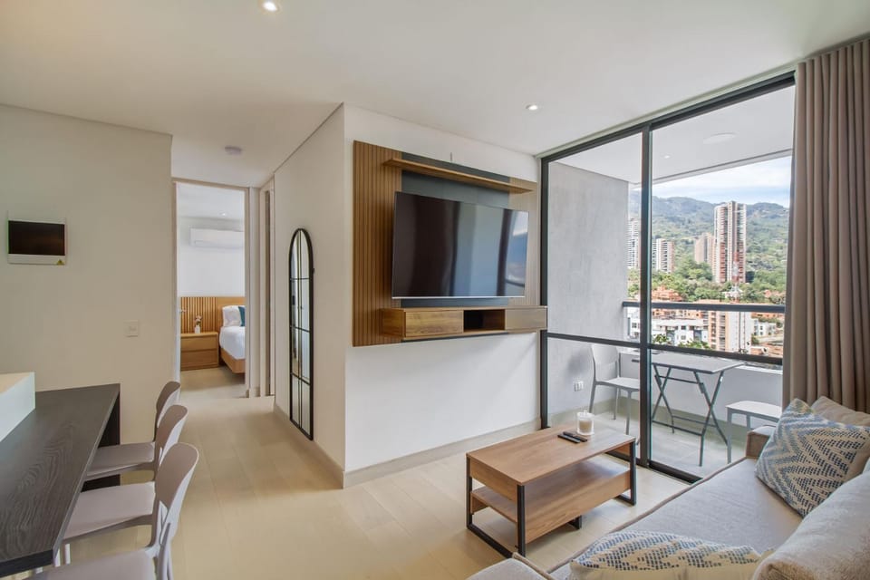 TV and multimedia, Balcony/Terrace, Living room, Seating area, Mountain view