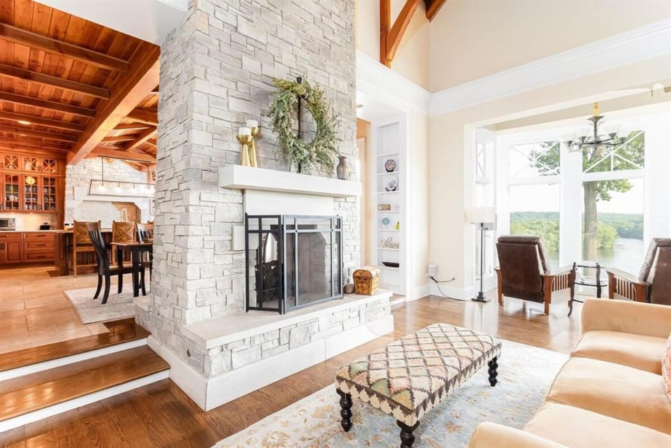Kennan Hollow Farm 100 Acres on River Sleeps 30 Apartment in Niles Charter Township