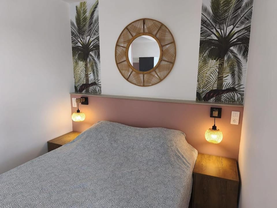 La Roseraie du Château climatisé! Apartment in Gréoux-les-Bains