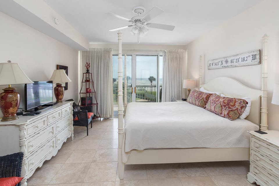 St. Simons Grand #202 House in Saint Simons Island