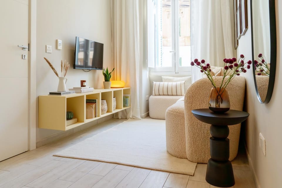 Chic and modern apartment with yard LDEM1-2 Apartment in Sliema