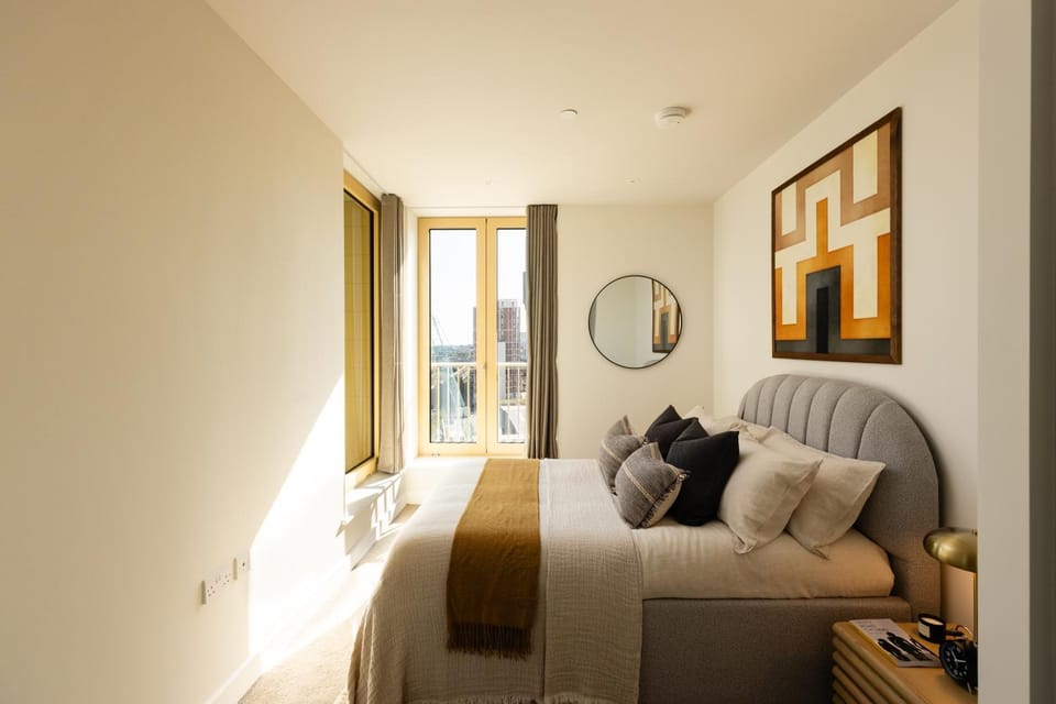 Embassy Boulevard by Your Perfect Stay London- Apart-Hotel Style Apartment in London