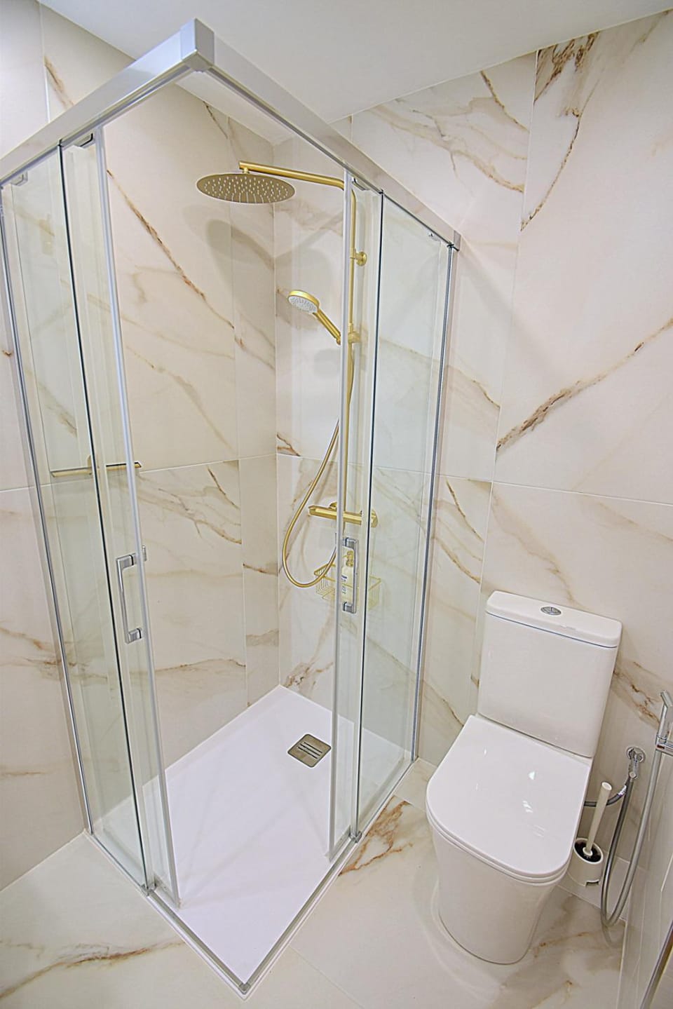Shower, Toilet, Bathroom