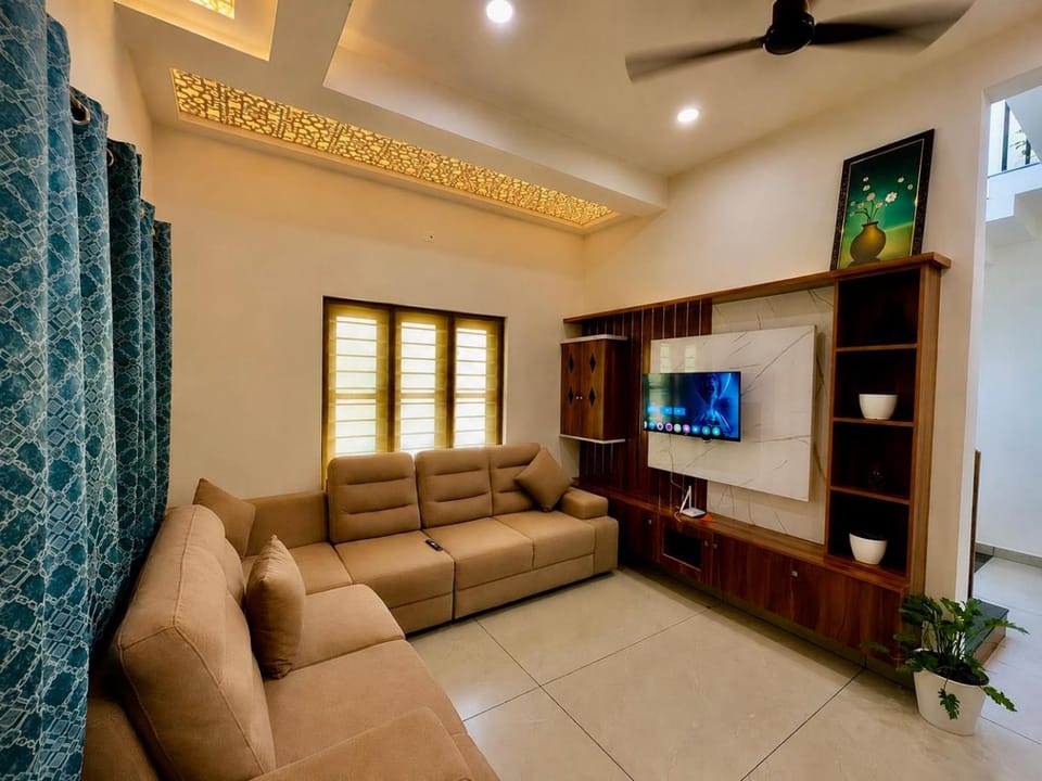 TV and multimedia, Seating area