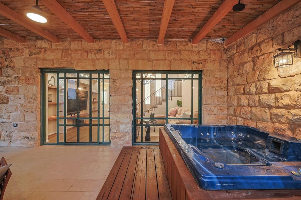 Hot Tub