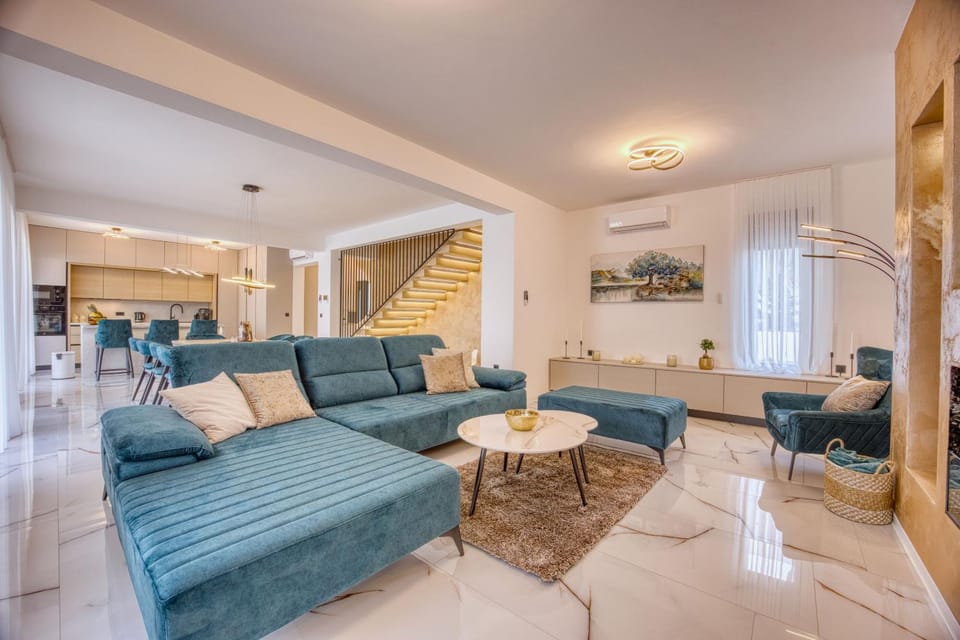 TV and multimedia, Living room, Other