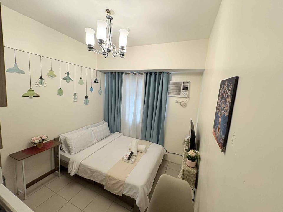 JJMC HOMESTAY 29 with Netflix and Wifi Apartment in Mandaluyong