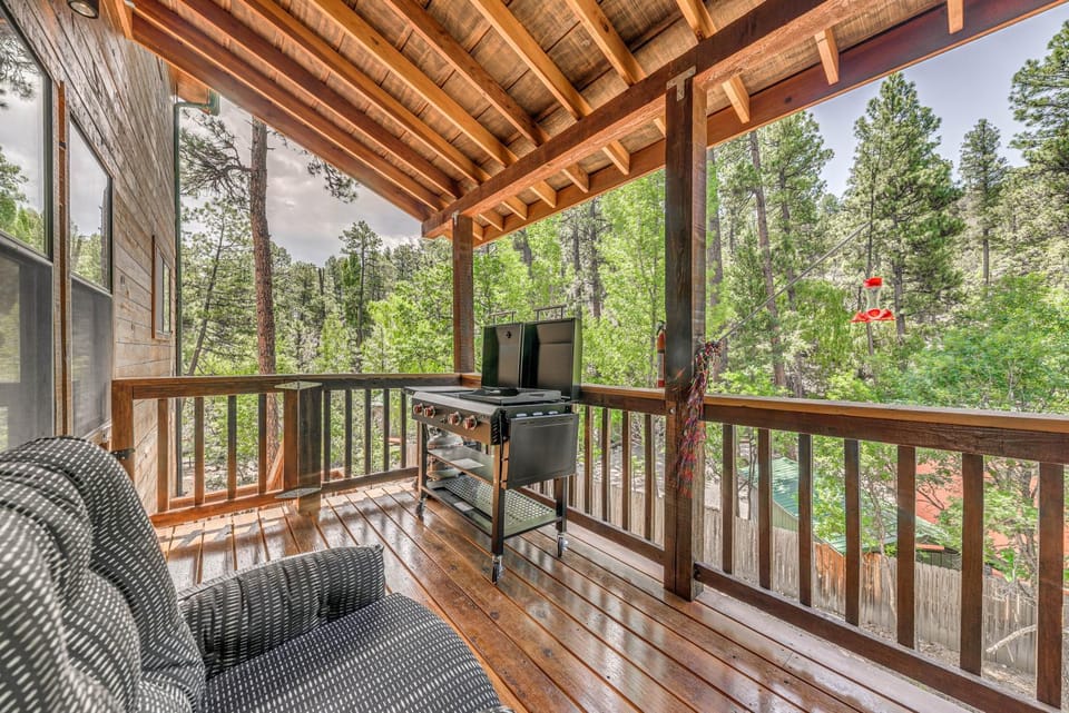 Mountain Retreat: Near Grindstone Lake & Trails! House in Ruidoso