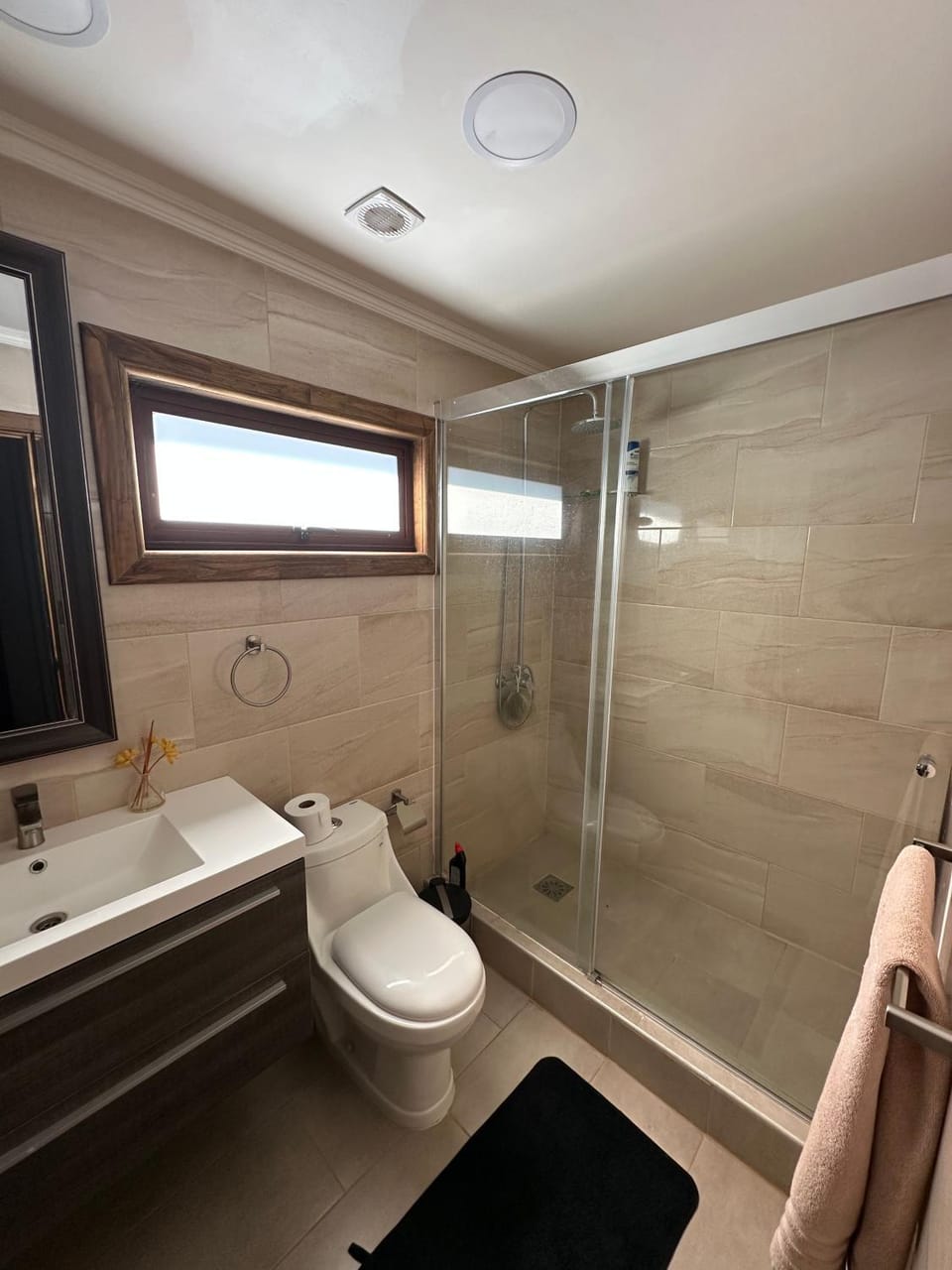 Shower, Toilet, Bath