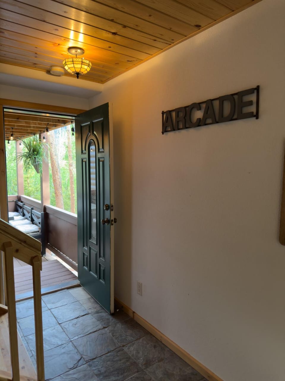 The Carriage House Walk to River Lake In Town House in Grand Lake