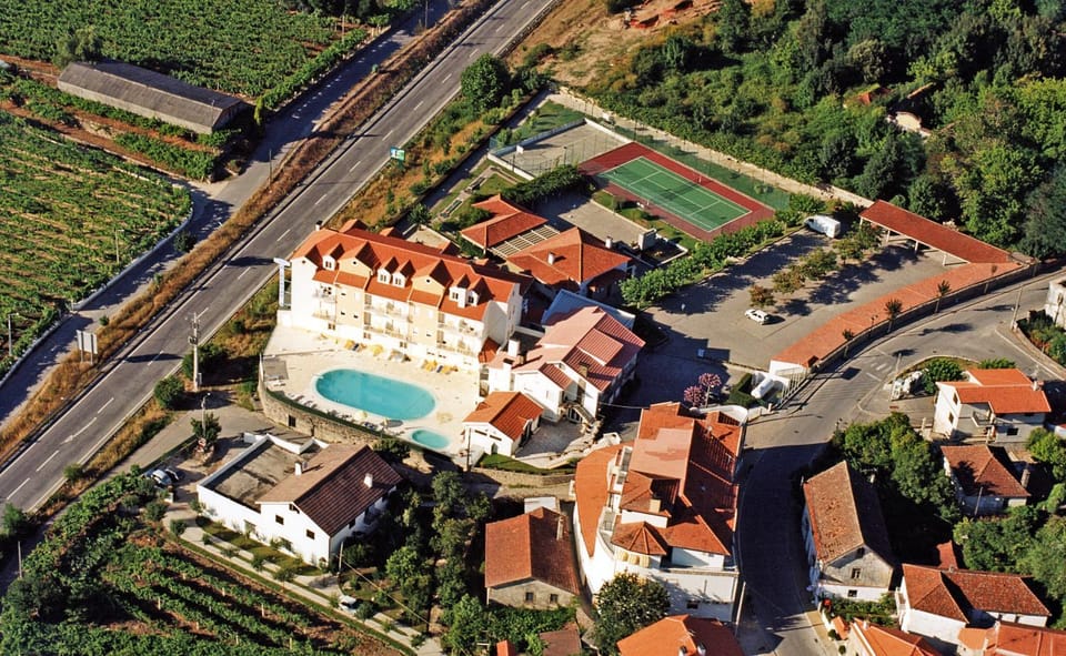 Property building, Bird's eye view, Swimming pool