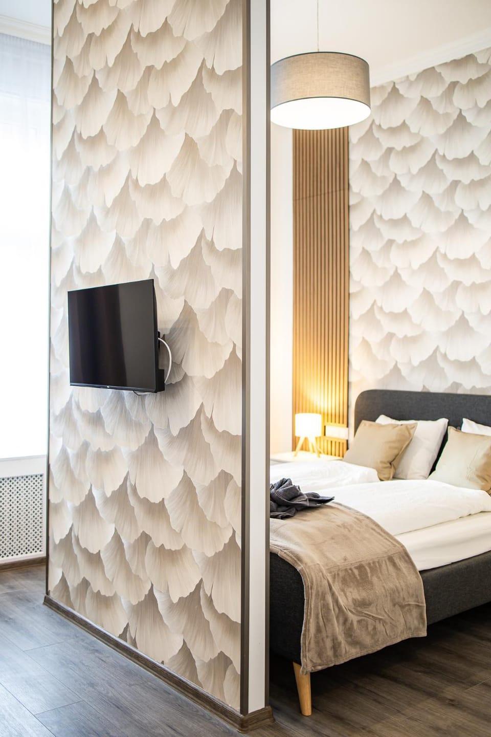 Bed, TV and multimedia