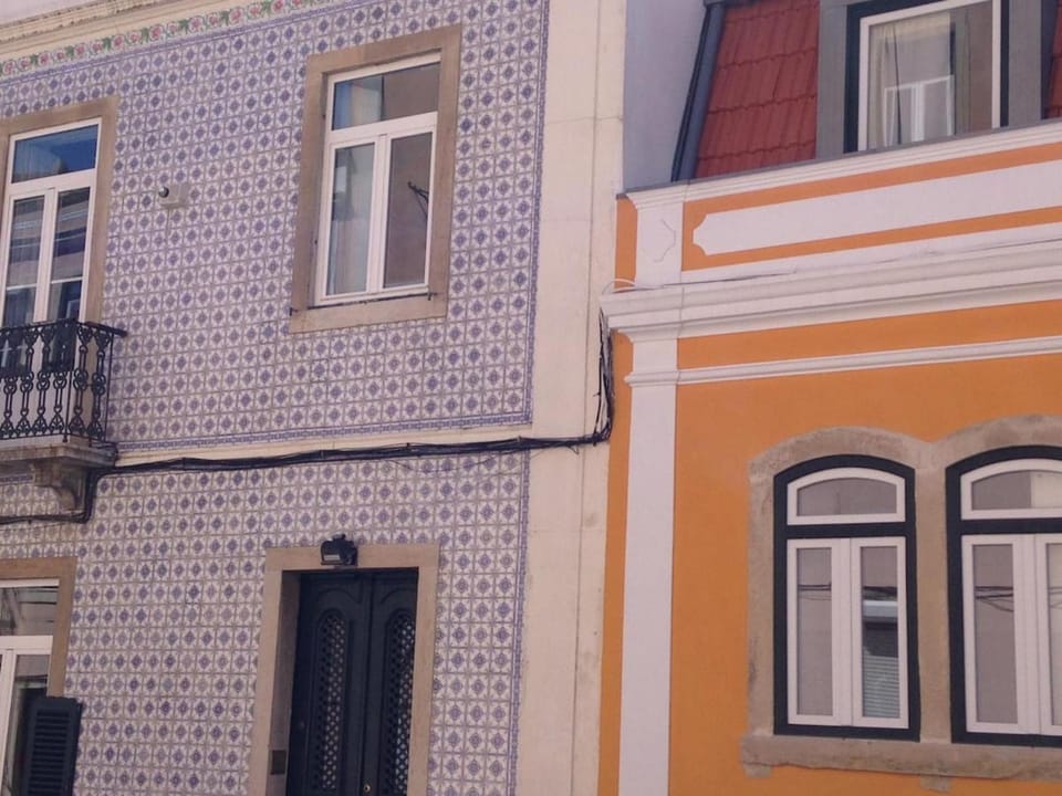 Neighbourhood