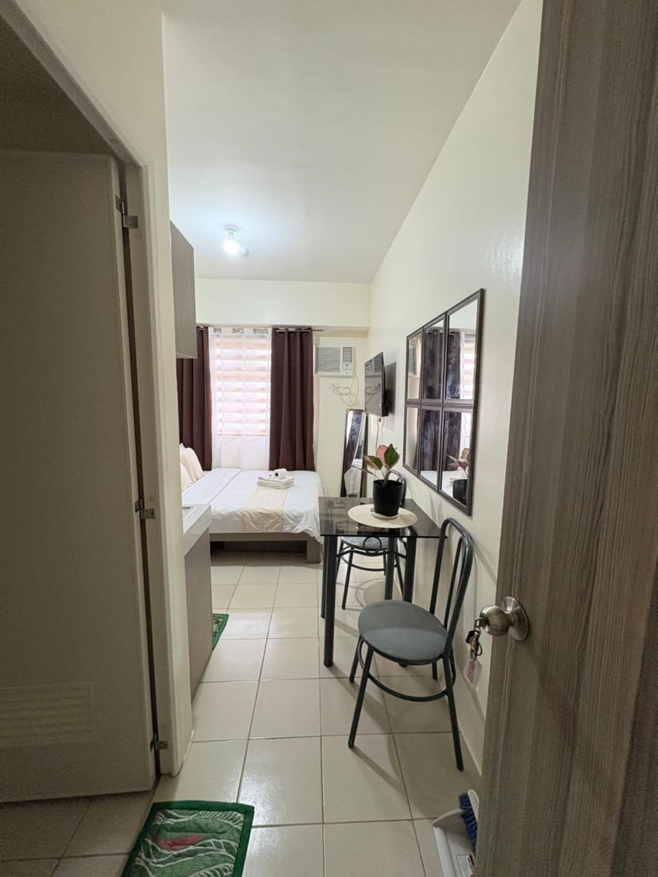 JJMC PLACE 35 With Netflix and Unli Wifi Apartment in Mandaluyong