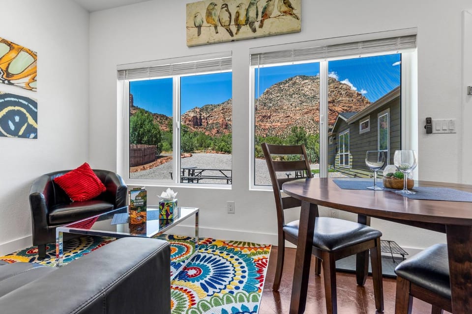 Living room, Seating area, Dining area, Mountain view