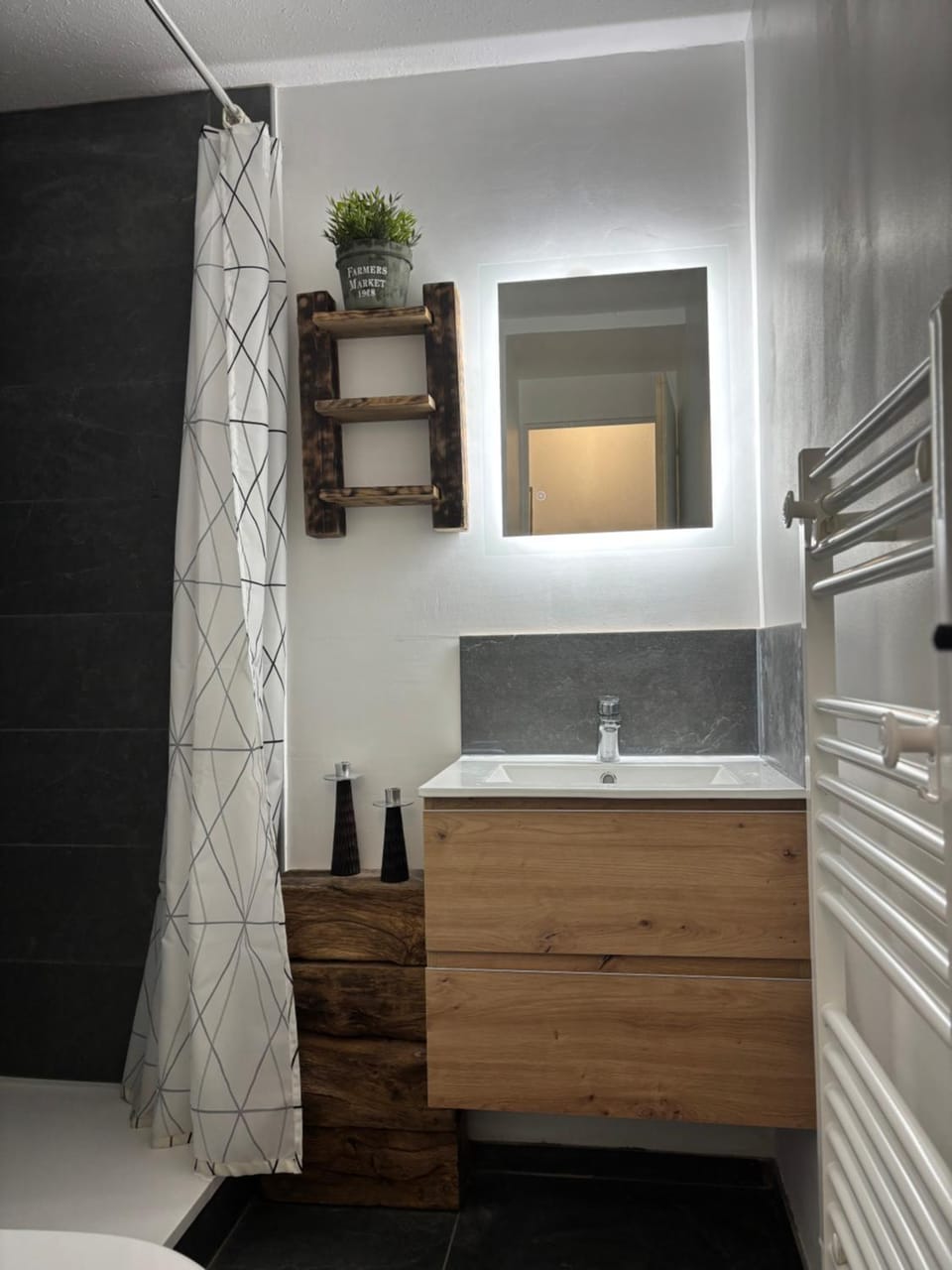 Mountain&View Apartment in Besse-et-Saint-Anastaise