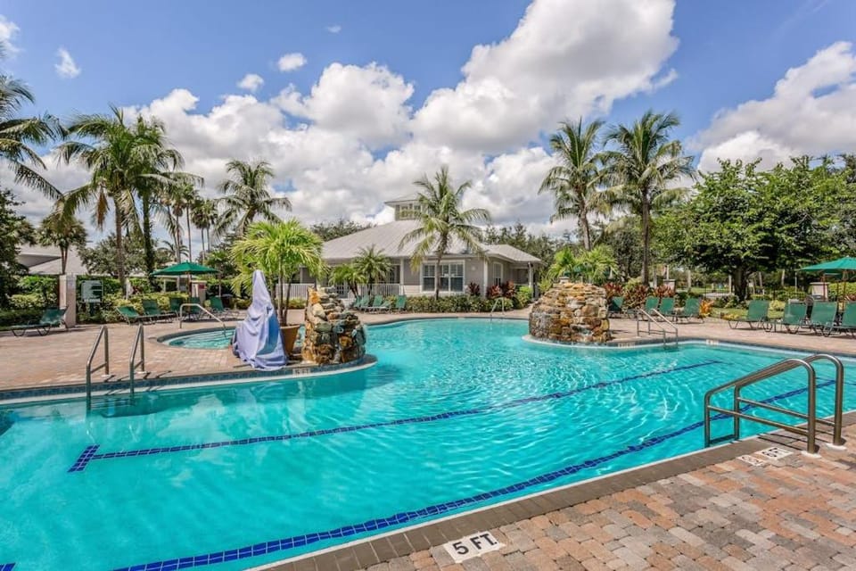 Greenlinks 1411 House in Lely Resort