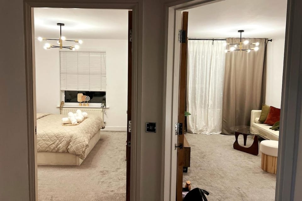 Photo of the whole room, Seating area, Bedroom