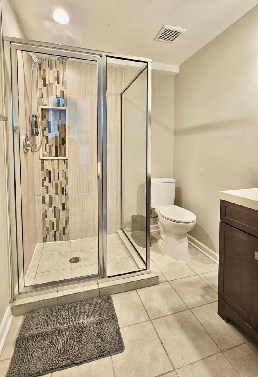 Decatur Home Minutes to ATL Sleeps 10 House in Atlanta