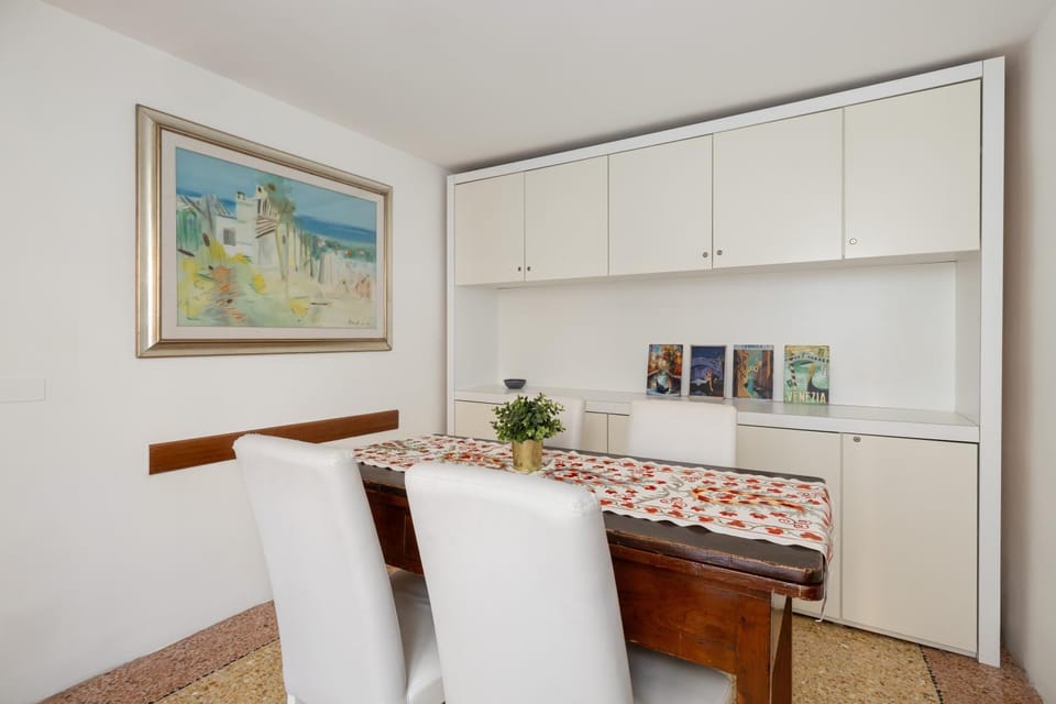 Tre Ponti Guest House Terrace Bed and Breakfast in Venice