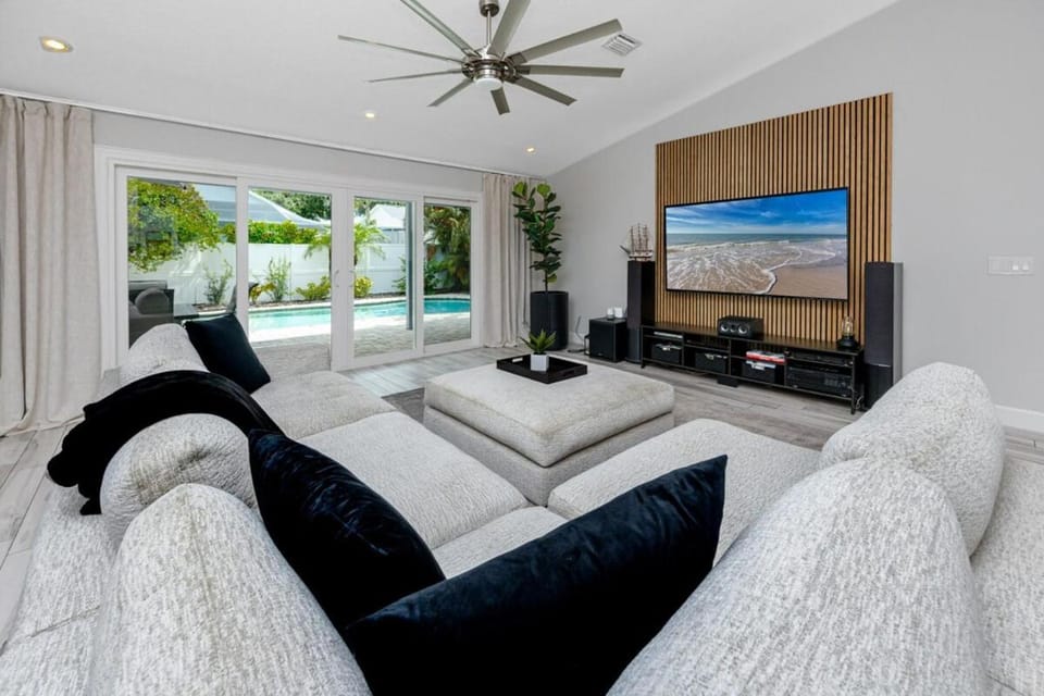 TV and multimedia, Living room