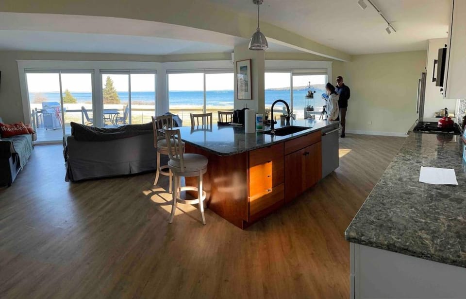 Lamoine Beach House House in Lamoine