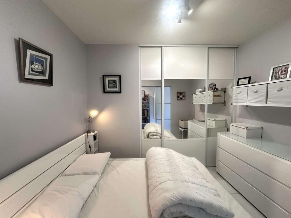T2 rénové à 100m de la plage avec balcon et parking privé - FR-1-481-181 Apartment in Bénodet