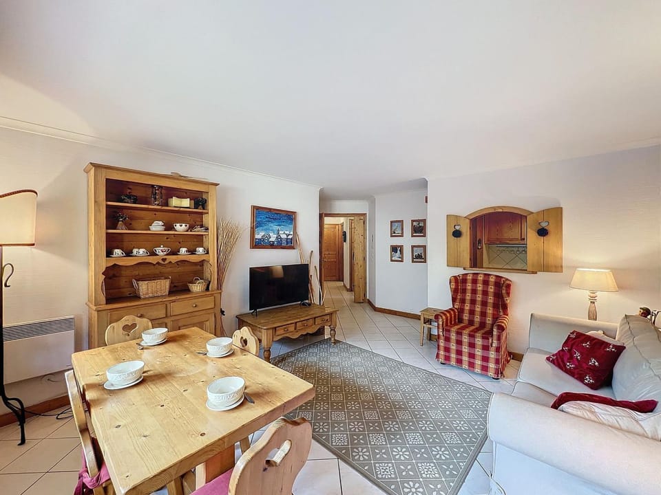 Chamonix : Appartement 3 pièces, 6 pers, parking, balcon - FR-1-507-81 Apartment in Chamonix