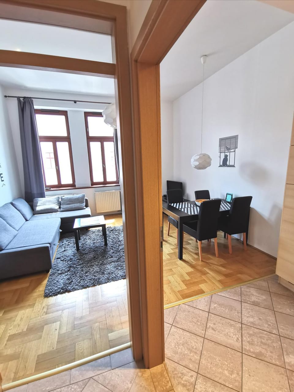 Living room, Seating area, Dining area