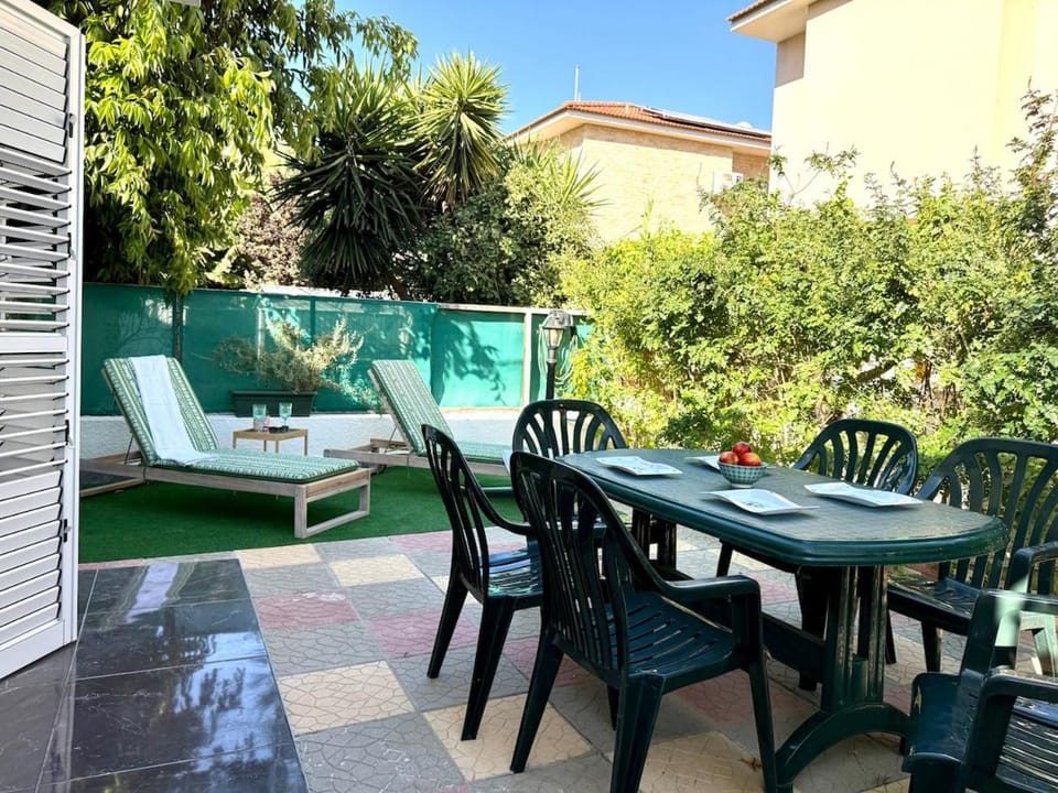 Elegant Beach Villa Moonstone II Villa in Larnaca District